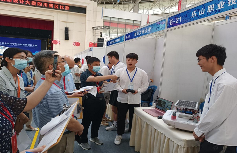 图片2.2.png 图片2.2.png