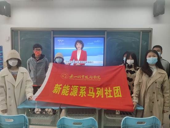 DAC511EC7C3D36136E8111DF589AA730