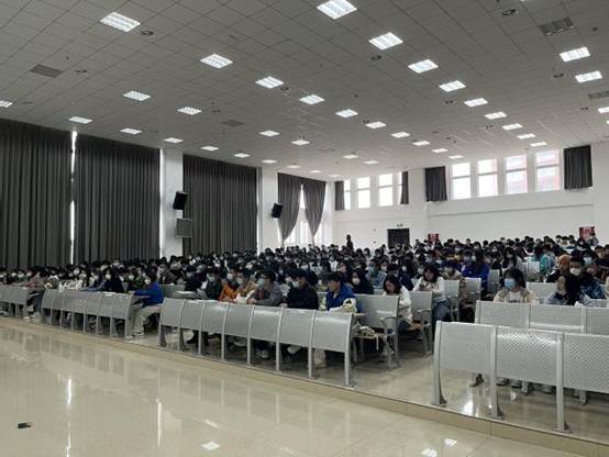 说明: 0c8bf6c38b31aa9f6e4762f7f68f443